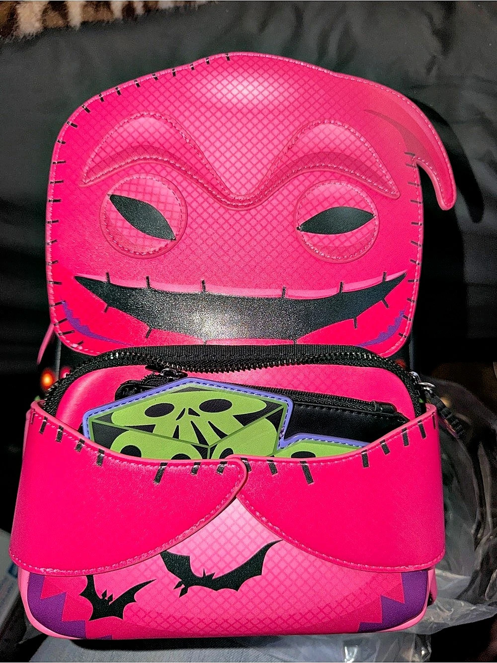 Loungefly NYCC 2023 Exclusive Oogie Boogie Neon Cosplay Glow in the Dark Backpac - Picture 2 of 10